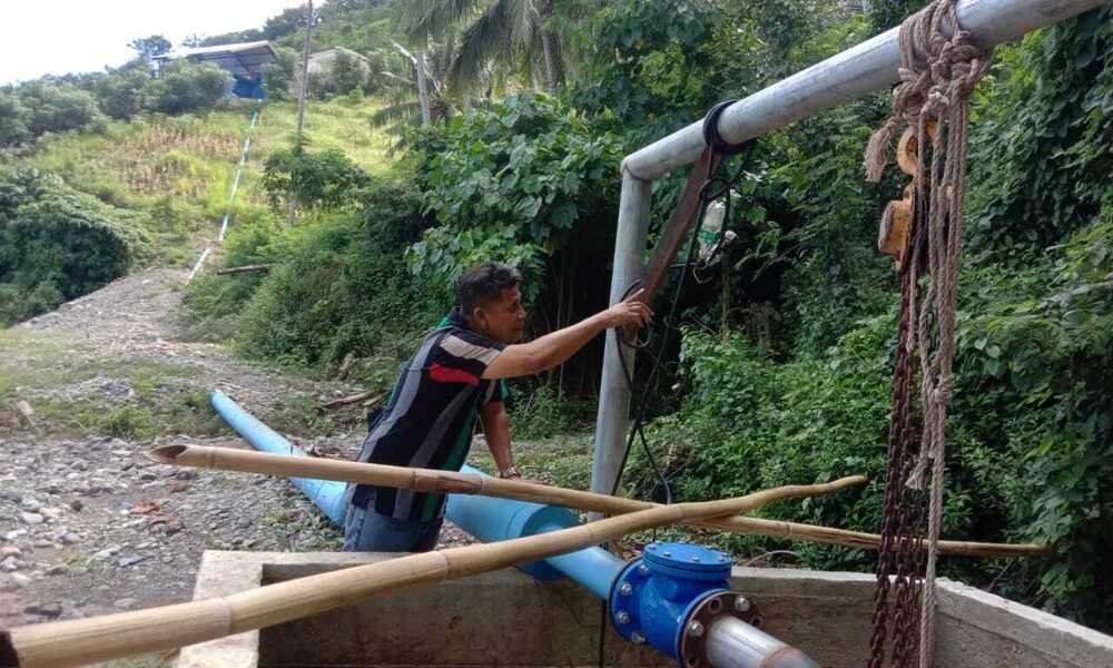 28 Belum berfungsinya pengelolaan Instalasi Pengelolaan Air minum (IPA) di Kecamatan Lemito kembali dipertanyakan masyarakat pemanfaat diwilayah tersebut.