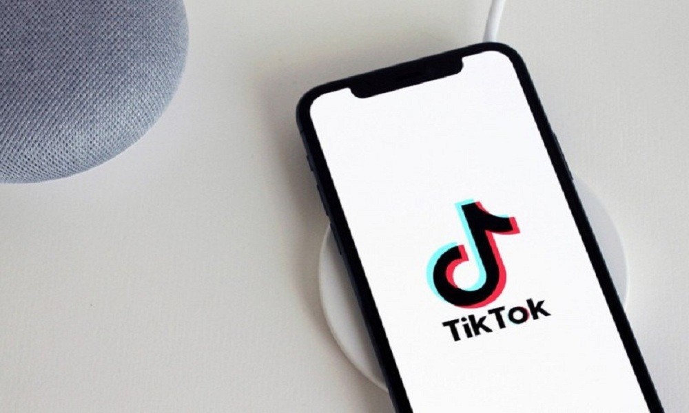 28 TikTok serukan inisiatif proaktif di bawah kampanye #SalingJaga untuk melindungi integritas pemilu dan melawan misinformasi.