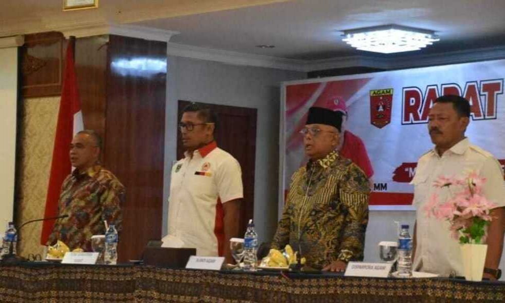 28 Apresiasi ini disampaikan Wakil Ketua I KONI Sumbar, Kompol Alvira saat Rapat Kerja (Raker) KONI Agam 2024 di Hotel Sakura Syariah Lubuk Basung, Sabtu (20/4).