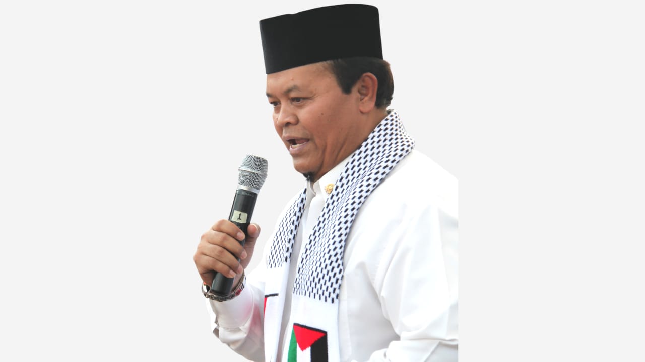 28 Istimewa