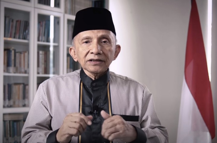 28 Istimewa