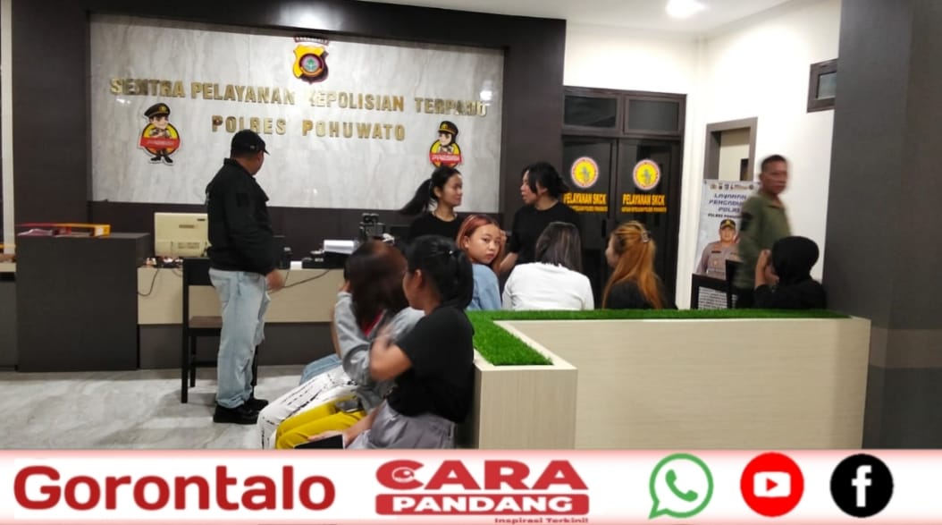 28 Kepolisian Resort (Polres) Pohuwato menggelar razia di beberapa kafe, yang berada di Desa Palopo, Kecamatan Marisa, Sabtu, (15/02/2025).
