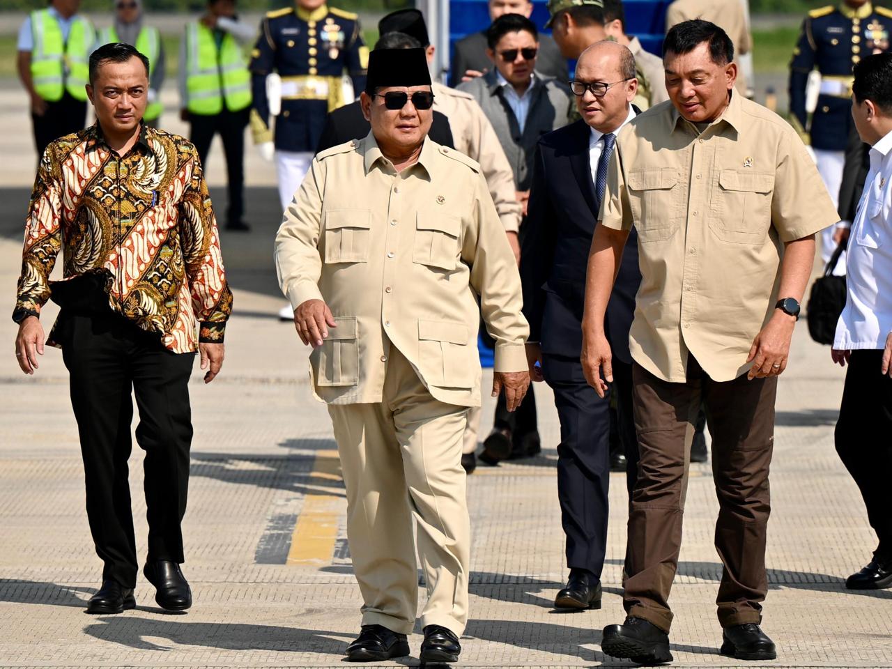 28 Istimewa