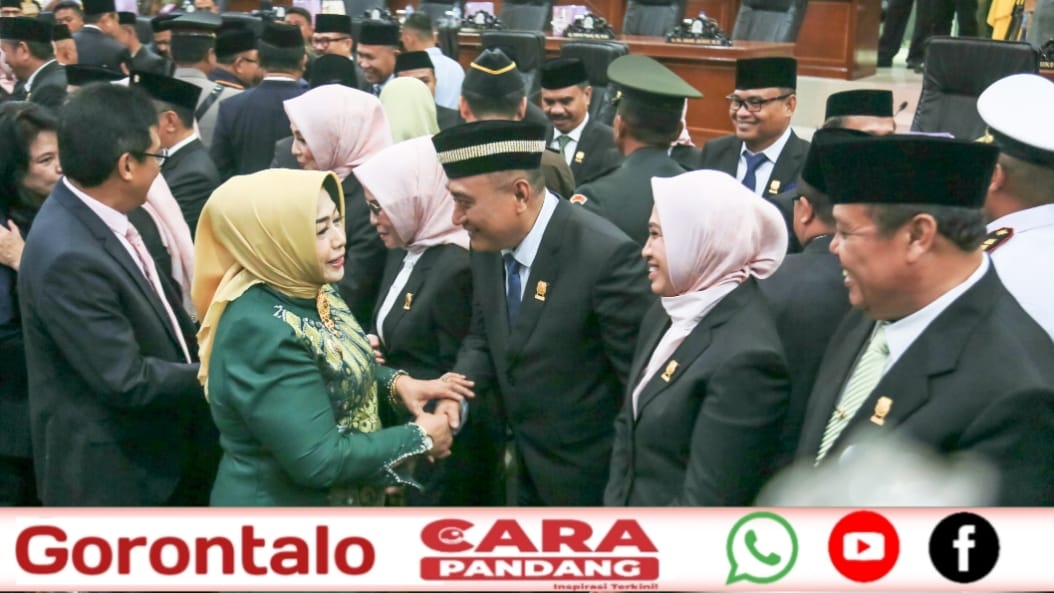 28 Wakil Bupati Pohuwato, Suharsi Igirisa, menghadiri pelantikan Anggota Dewan Perwakilan Rakyat Daerah (DPRD) Provinsi Gorontalo masa bakti 2024-2029