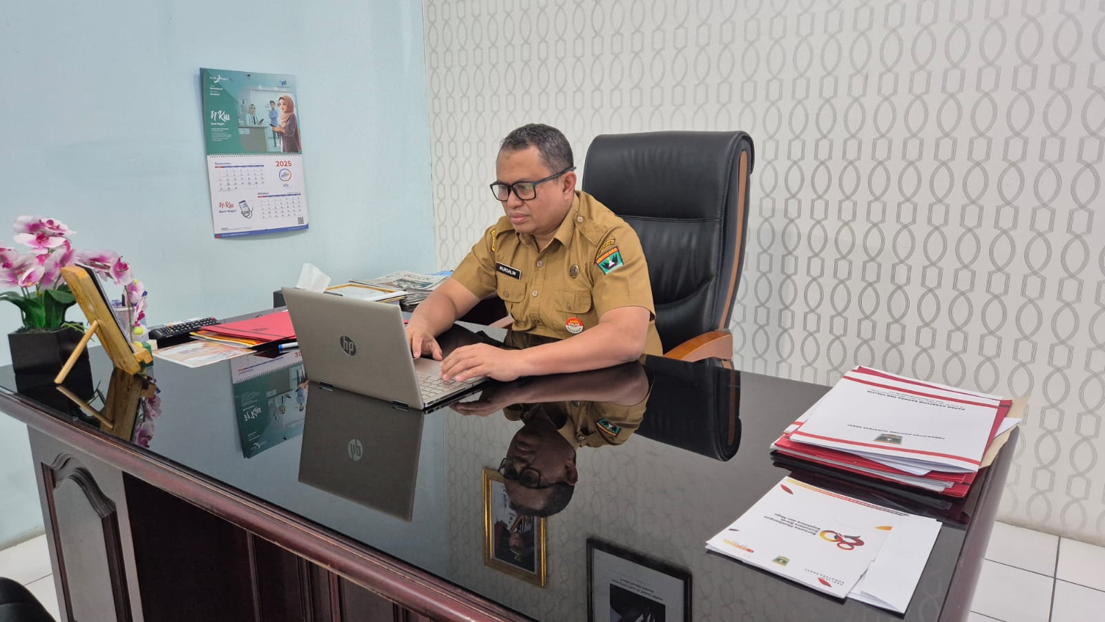 28 Kesbangpol Sumbar Tingkatkan Mutu Pelayanan Publik dan Penguatan Nilai Kebangsaan di Momen Hari Jadi ke-80 Provinsi Sumatera Barat