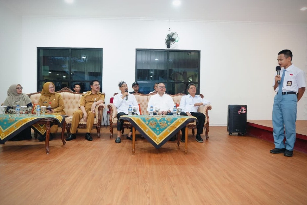 28 Kepsek SRMA 43 Magelang