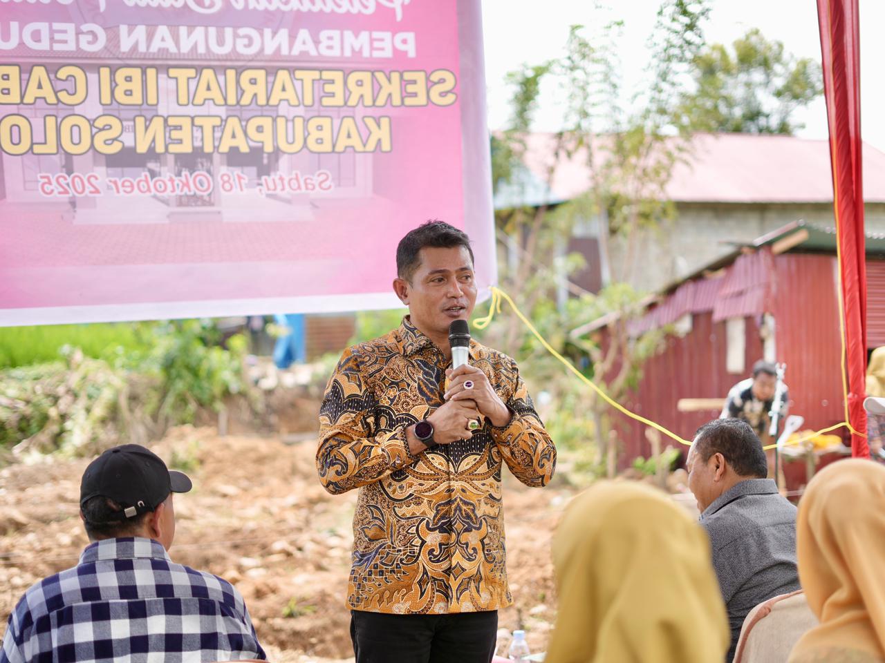 28 Bupati Solok Letakkan Batu Pertama Pembangunan Gedung Sekretariat IBI Cabang Kabupaten Solok