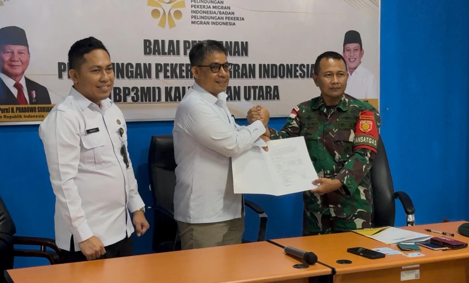 28 Istimewa