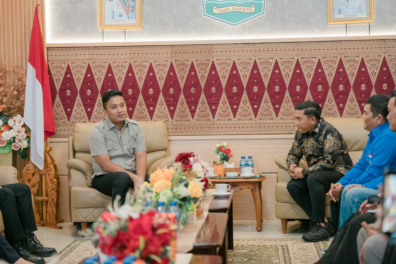 28 Vasko Tindak Tegas Pukat Harimau, Wako dan Ketua DPRD Sibolga Datang ke Sumbar Minta Maaf
