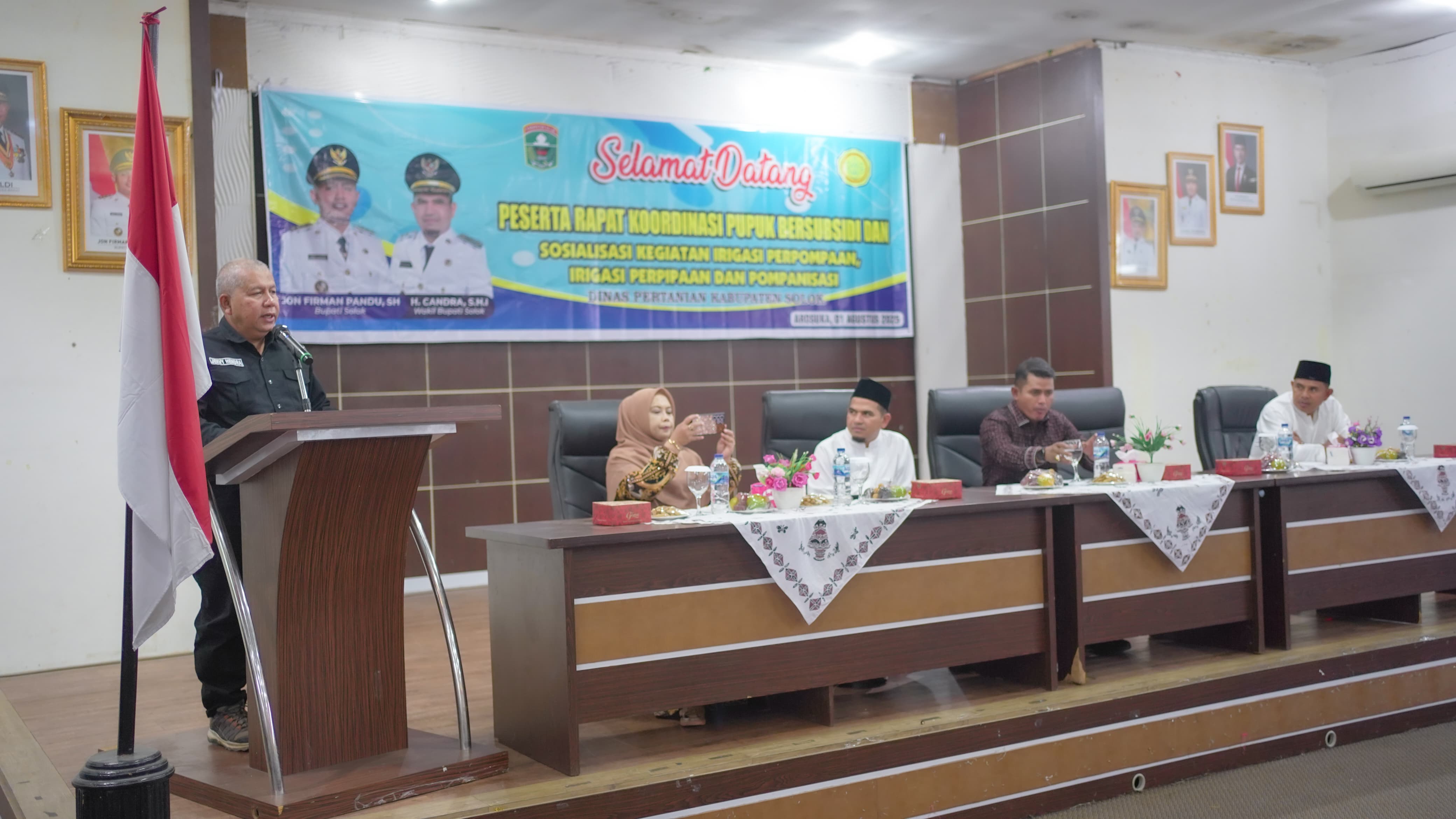 28 Bupati Solok Buka Rapat Koordinasi Pupuk Bersubsidi dan Sosialisasi Kegiatan Irigasi Perpompaan