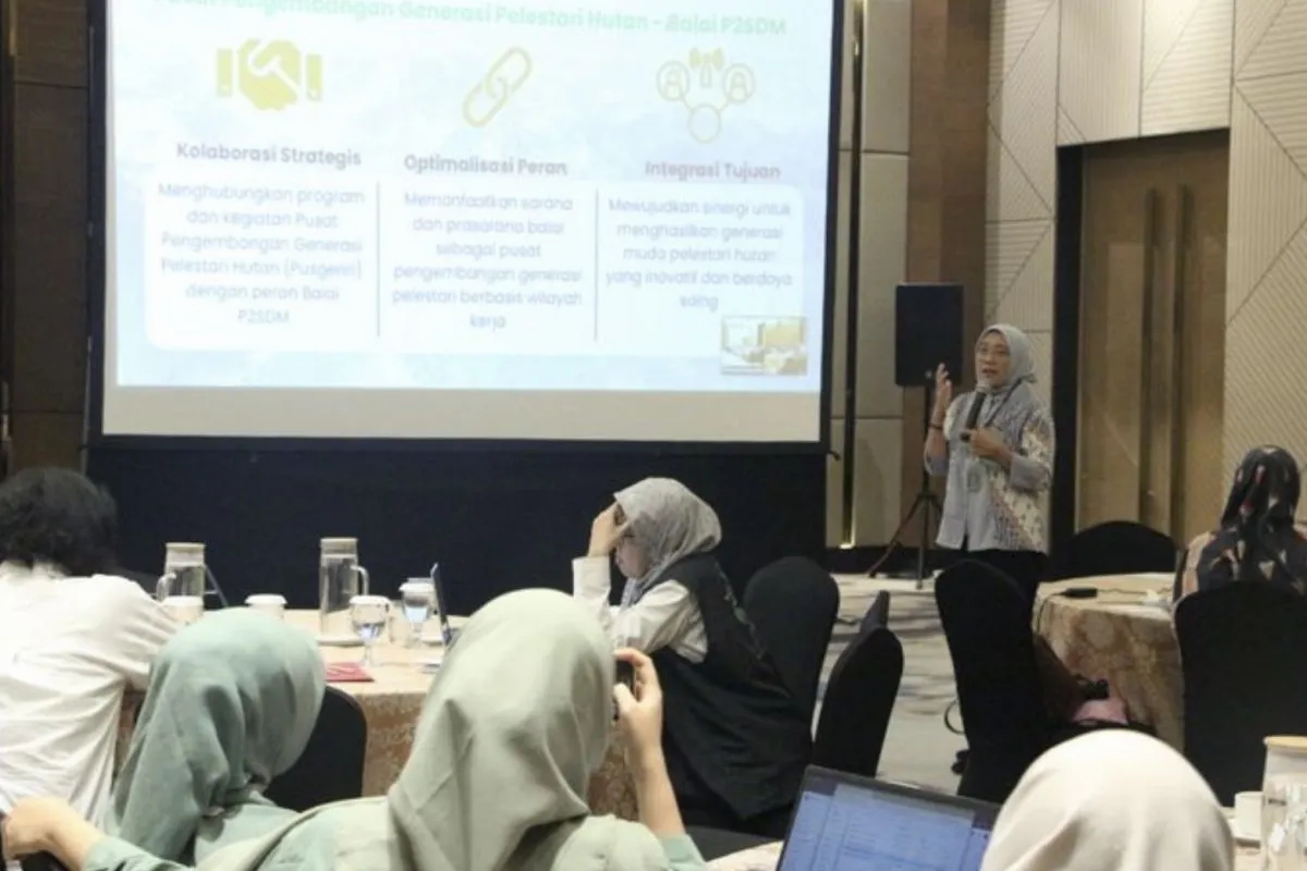 28 Penetapan Tim Efektif Transformasi Organisasi serta penyusunan rencana kerja oleh Badan Penyuluhan dan Pengembangan Sumber Daya Manusia (BP2SDM) Kementerian Kehutanan (Kemenhut) RI di Jakarta
