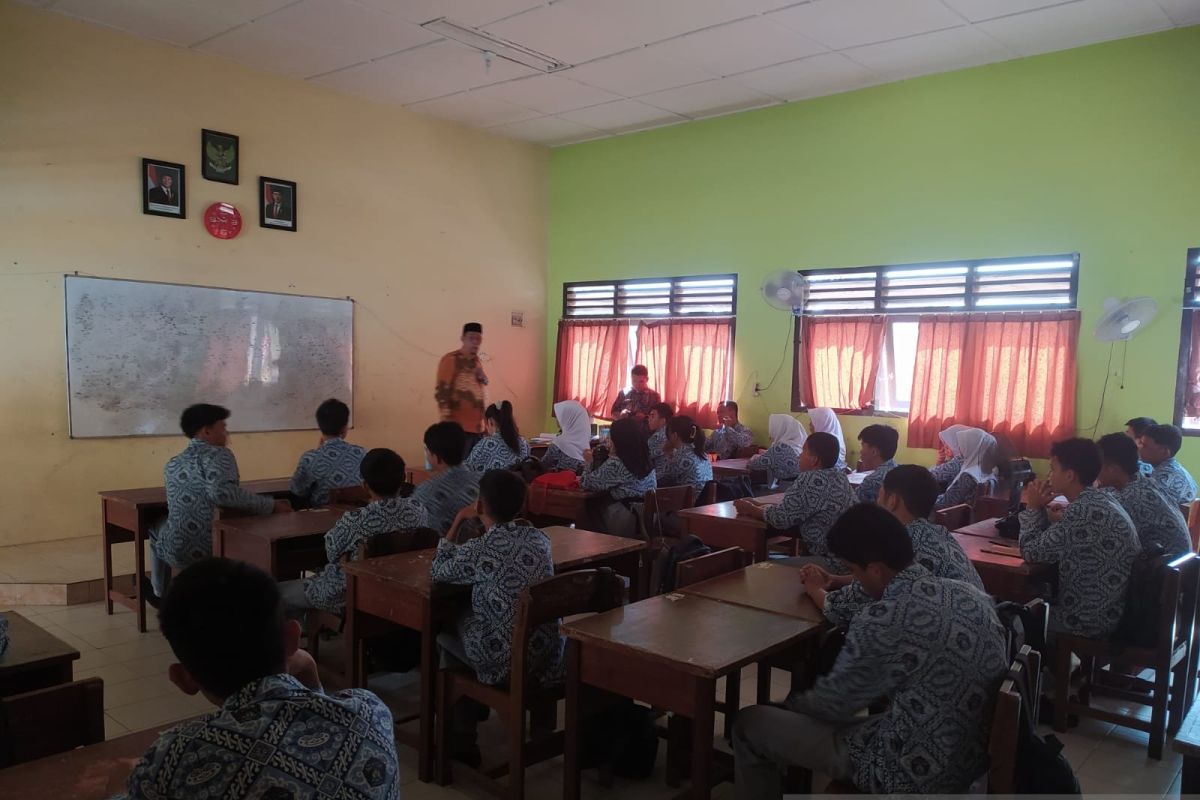 28 istimewa