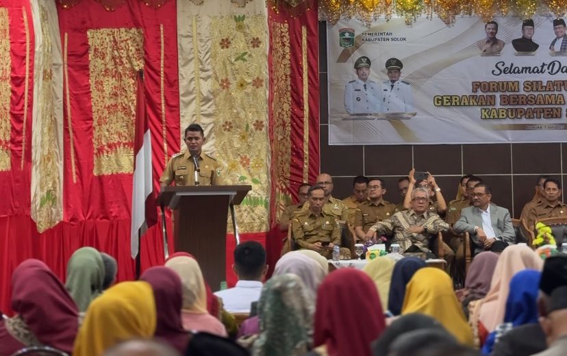 28 Pemerintah Kabupaten Solok menggelar Forum Silaturahmi Gerakan Bersama Membangun Kabupaten Solok pada Senin (07/07/2025) bertempat di Ruang Pertemuan Solok Nan Indah.