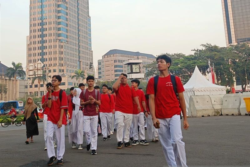 28 Istimewa
