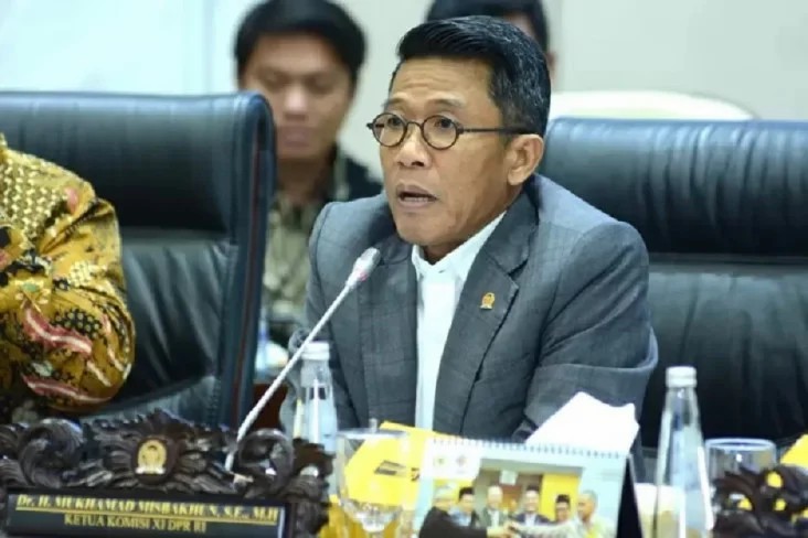28 Ketua Komisi XI DPR Mukhamad Misbakhun