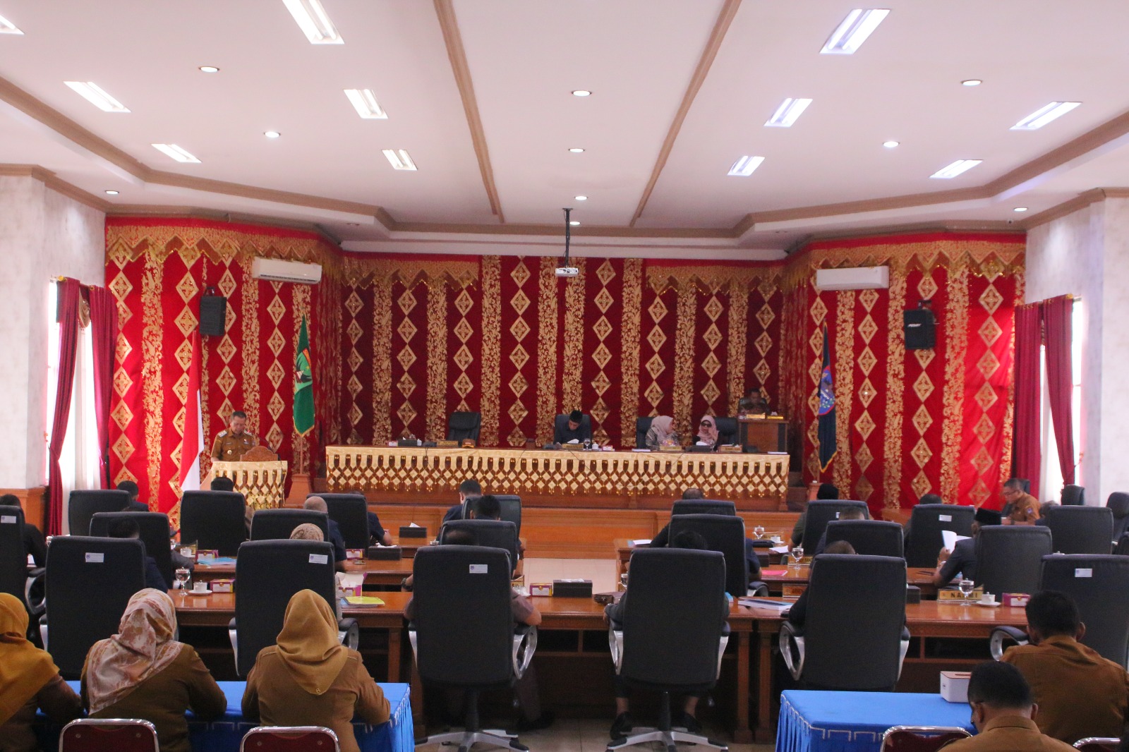 28 Pemko Payakumbuh Sampaikan Nota Keuangan Perubahan APBD 2025, Fokus pada Pelayanan Dasar dan Pengendalian Inflasi