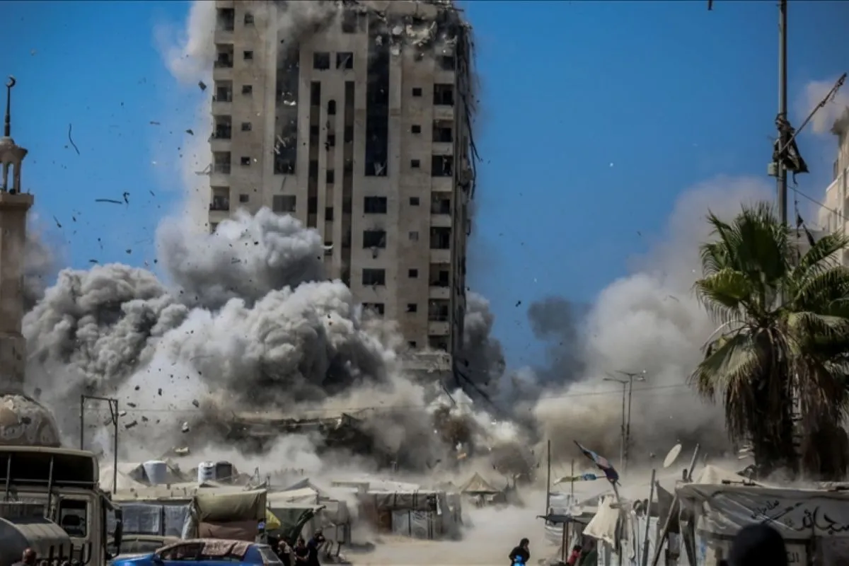 28 Israel kembali serang Gaza dan menewaskan 32 orang, 12 diantaranya anak-anak