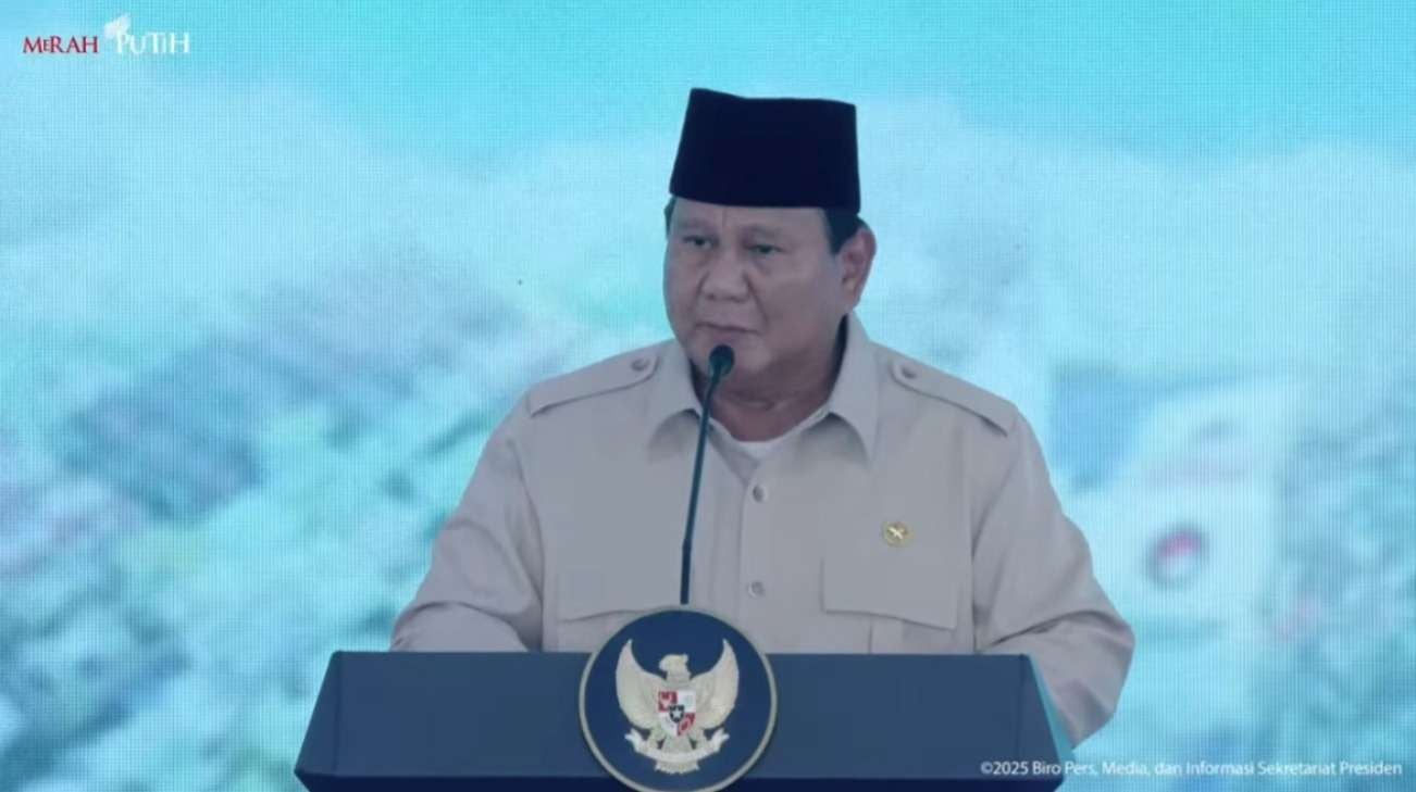 28 Presiden Prabowo Subianto menyaksikan pemusnahan barang bukti narkoba 214, 84 ton dengan nilai Rp29, 37 triliun. Pemusnahan berlangsung di  Lapangan Bhayangkara, Mabes Polri, Jakarta Selatan, Rabu (29/10/2025).