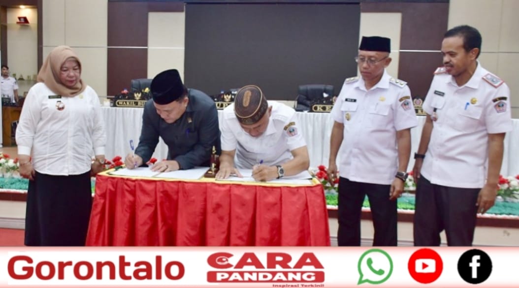 28 Bupati bersama Wabup Pohuwato Hadiri Rapat Paripurna ke-24