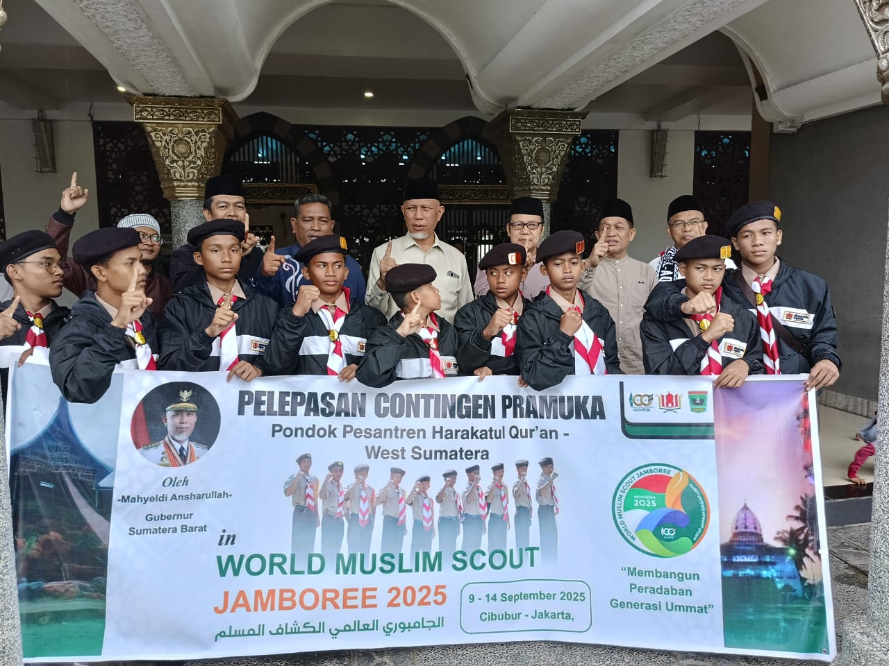 28 Lepas Kontingen Sumbar Ikuti WMSJ, Gubernur Sumbar Berpesan Jaga Marwah Minangkabau